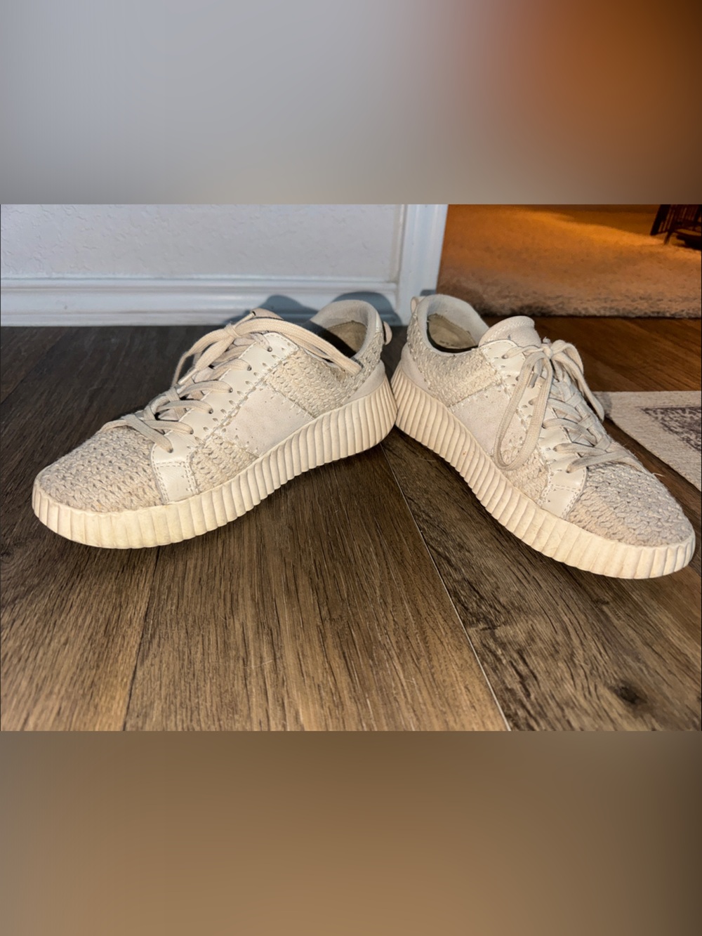 Dolce Vita Women's Cream Knit Platform Sneakers